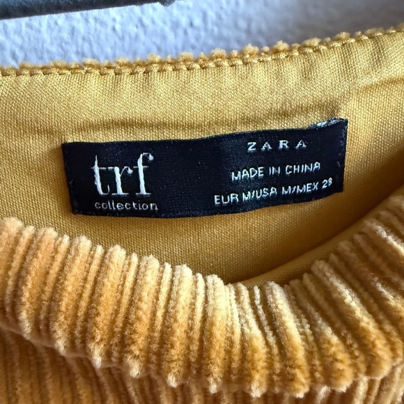 Zara Mustard Corduroy Dress - Picture 3 of 9